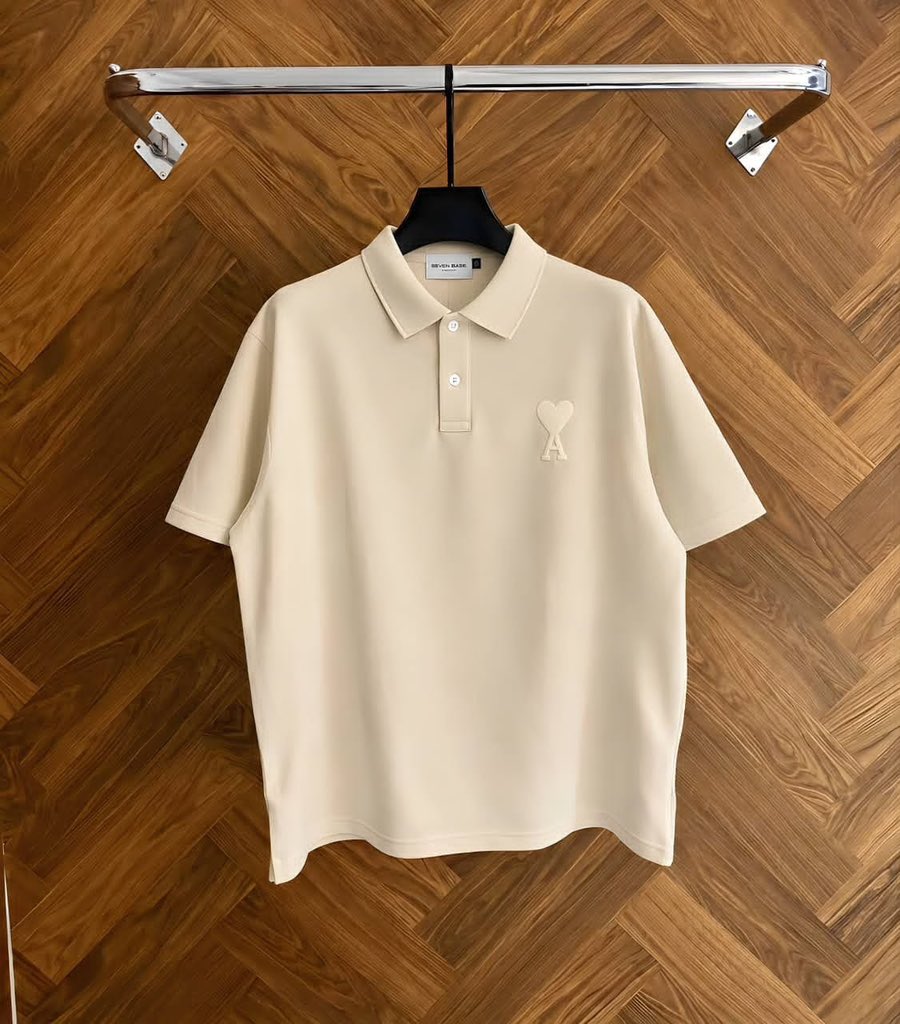 Amarachi139's tweet photo. Luxury polo 👕 
Available in display colors 
Price…………30k https://t.co/ClGXJnKMsE