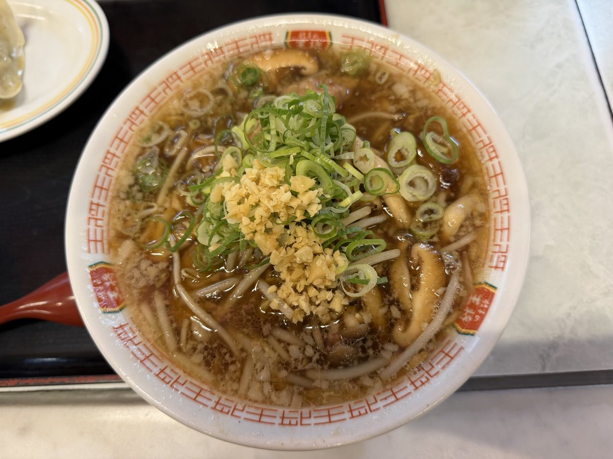 ko1122yama's tweet photo. 427  秋ラーメン
@餃子の王将 三重大前店 https://t.co/pag6vqaKw7