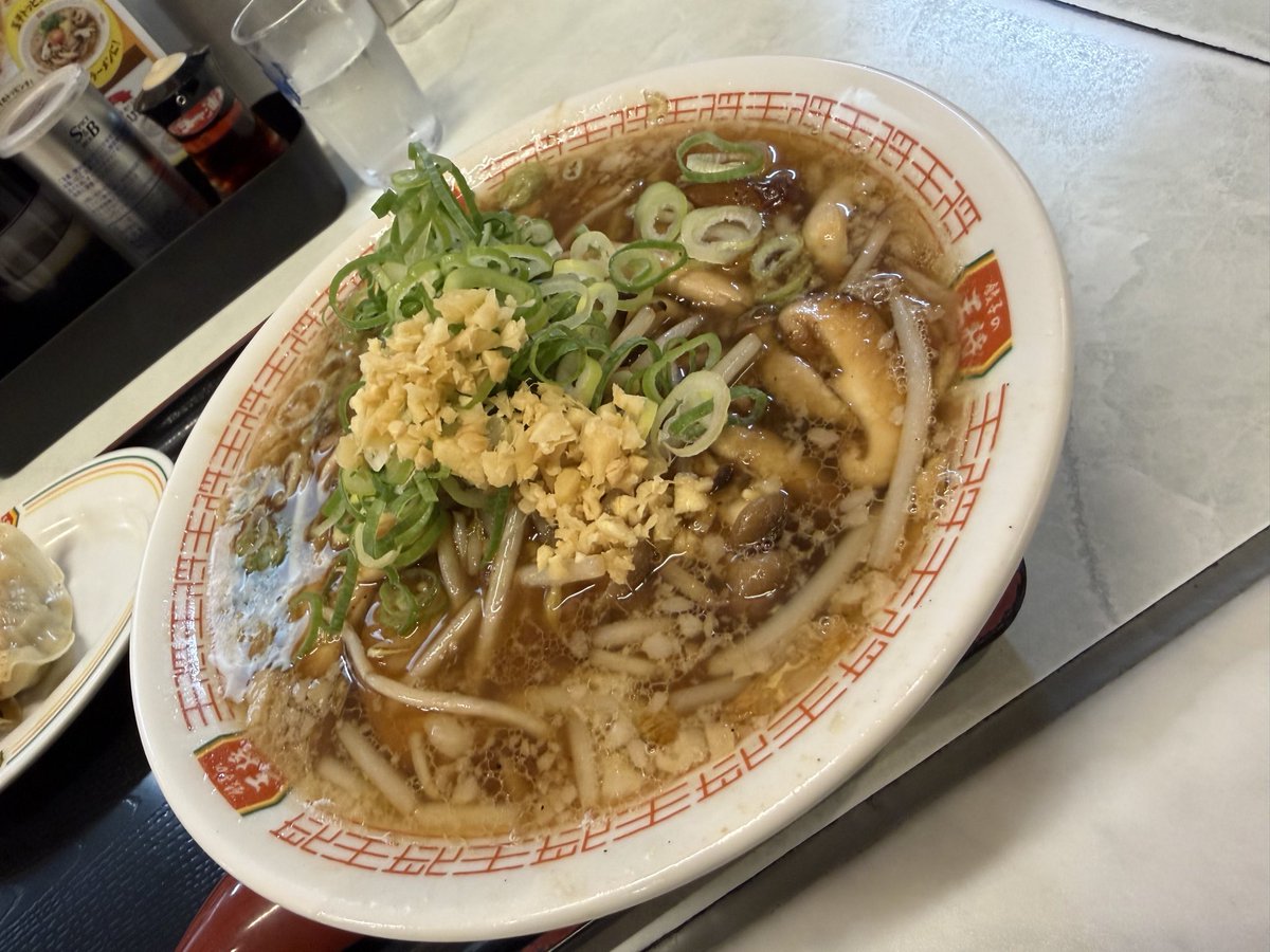 ko1122yama's tweet photo. 427  秋ラーメン
@餃子の王将 三重大前店 https://t.co/pag6vqaKw7