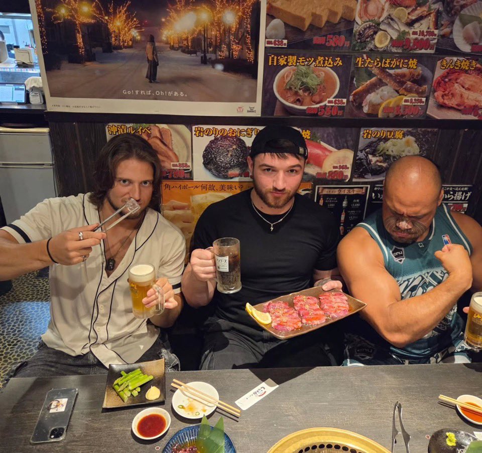 nathan_lars1's tweet photo. Newman est au dessus d’ospreay c’est ce que je retiens #MakeWay https://t.co/2bvKY1GUUO