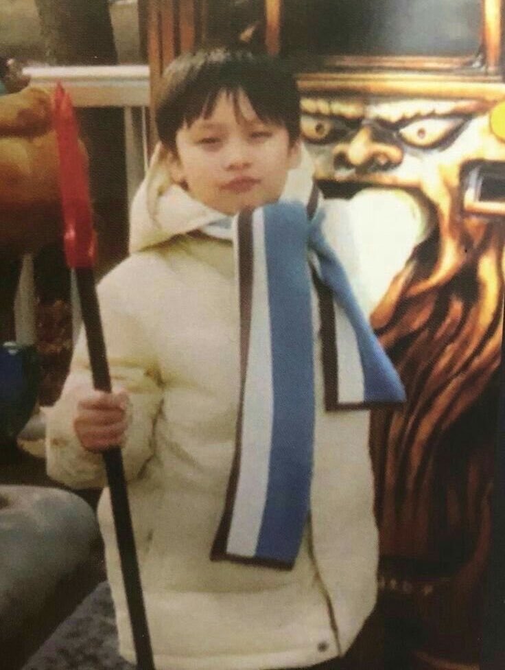 userlinoring's tweet photo. this cute little baby turning 28 in a month 😭😭💗 https://t.co/h7IAMLUKag