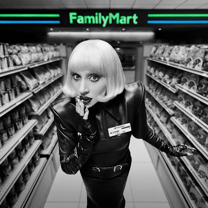 gagadaily's tweet photo. Lady Gaga stuns for FamilyMart https://t.co/kKV7ptCMMj