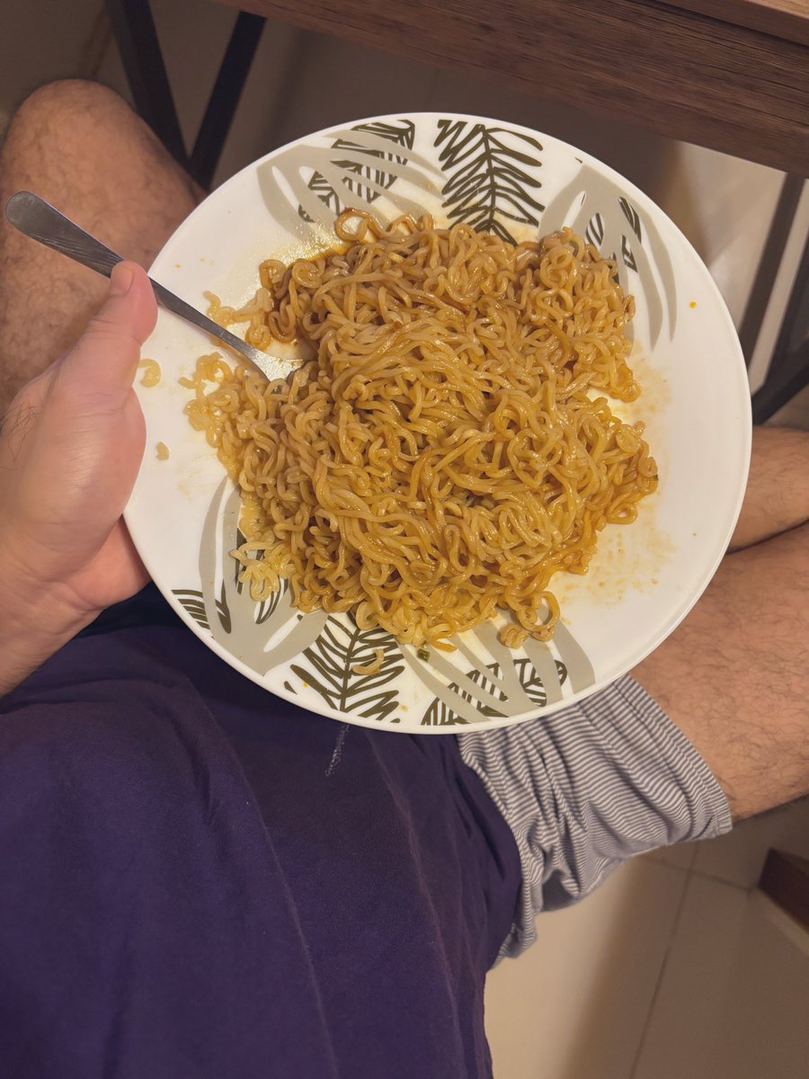 Kopi_Guy's tweet photo. Midnight canton cravings. 😅 https://t.co/ufETHNXIV5