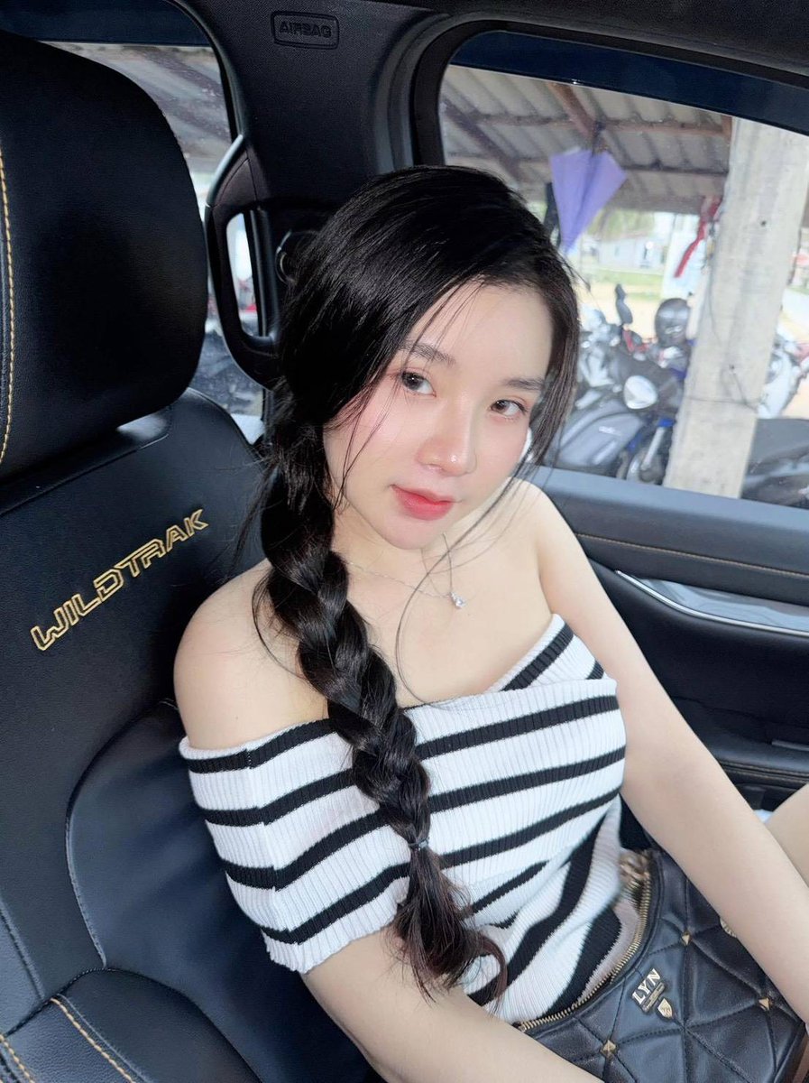 NilsaSandoxja's tweet photo. 1🫑"ตอนแรกก็ไม่เชื่อ จนกระทั่งลองใช้เอง... ไอเทมลับที่บิวตี้บล็อกเกอร์เกาหลีโหวตให้เป็นอันดับ 1!" 💖 ครีมกันแดดเนื้อซูเฟล่ บางเบา คุมมันนาน 🌸

600/1ฟรีห้องฟรีถุง

กดลิงค์เพิ่มเพื่อน
https://t.co/r6159VS1i7

#รับงานศรีราชา
รับงานศรีราชา
🐣🐣🐣😊 https://t.co/BPfiGDZEzg