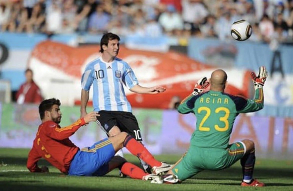 ThePedriGuy's tweet photo. When did you start to watch football
Just be honest https://t.co/AHBKBIpvoJ