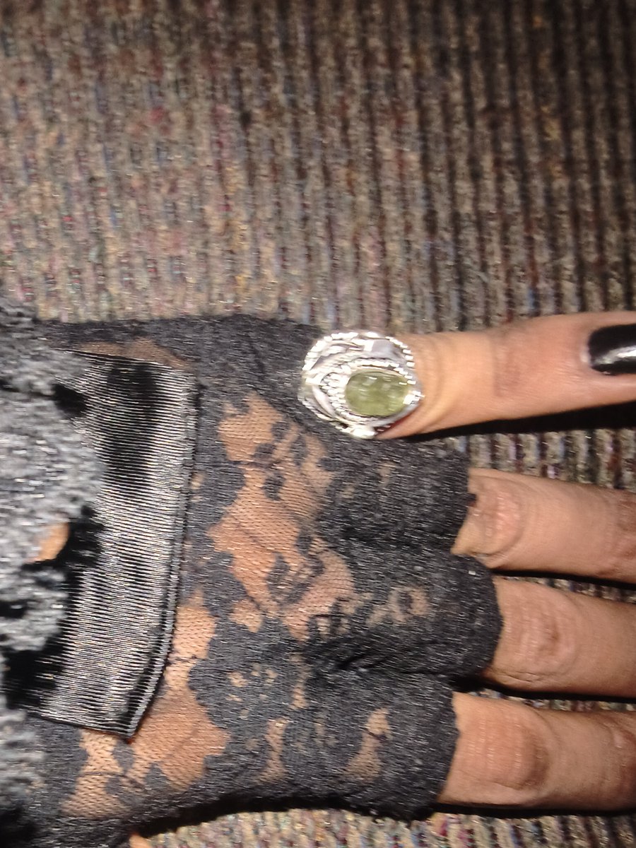 DelightfulFey's tweet photo. Take a gander of my genuine Raw Moldavite Poison ring.. 😏
I'm so going to make everyone I know irl to kiss it (I don't really expect them to, but I'll be surprised if someone actually does it) 😂🤣🤣🤣 https://t.co/afpuA6fo4v