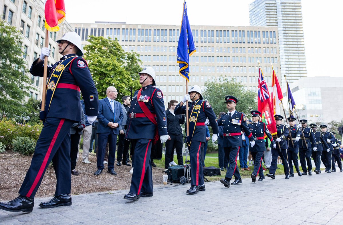 fordnation's tweet photo. Thank you to everyone who joined us at Queen’s Park this morning for the National Peace Officer’s Memorial Run in honour of the seven officers across Canada who lost their lives in the line of duty over the last year. https://t.co/Rms8C4y0DE