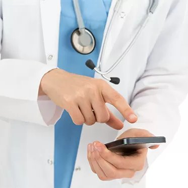 poptime's tweet photo. A CASA CAIU! Médico que fazia piada com pacientes acima do peso no Twitter/X vira matéria no G1. https://t.co/6ZPh3tRQ8y