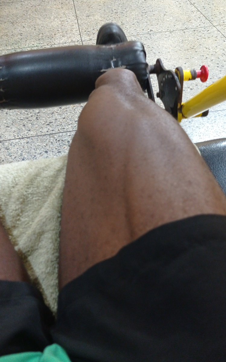 SrKCWilliams's tweet photo. El entrenamiento que casi nunca público el de piernas ando juicioso con eso
#piernas #leg #gym #gymrat https://t.co/7PyOcJ8wZw