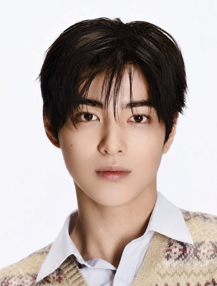neyucte's tweet photo. @kpop_sbs face card never declines for Keonho

 #KEONHO #건호 #ACEKEONMAKNAE https://t.co/8neMGc1YCo