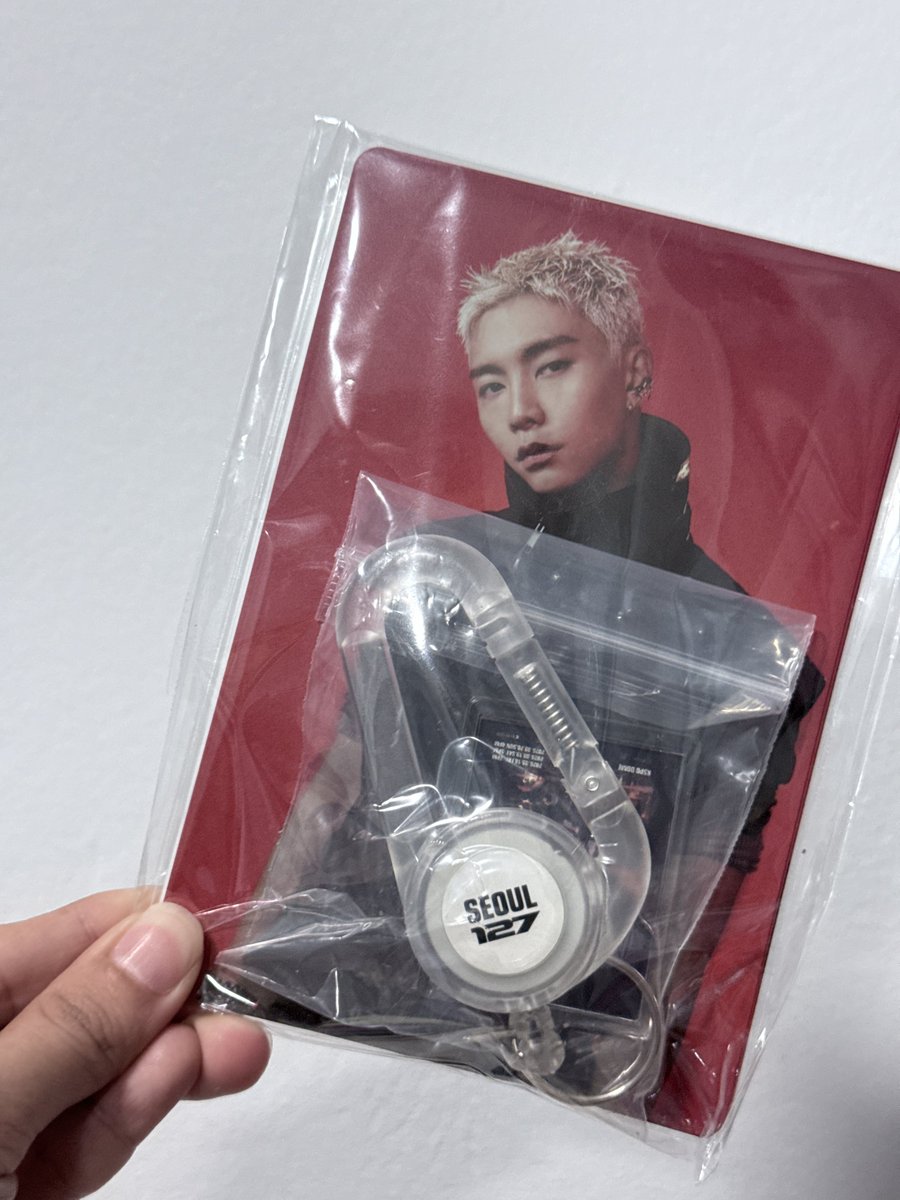 yaaom_'s tweet photo. ปล่อยบัตร/ขายบัตร/wts/want to sell

Sun 1/11
zone RED2 row I1x-I1x 2ใบติด *ใกล้รถราง*
ราคาใบละ 8,127 *เเถมของเเจก package VIP คอนที่เกา*

มัดจำเเล้วนัดรับได้ค่ะ
#NCT127 #ตลาดนัดnct127
#NCT127_5TH_NEOCITY_THE_REDLINE #NCT127_5TH_NEOCITY_BANGKOK_THE_REDLINE #THE_REDLINE_BANGKOK https://t.co/74SlfmhY3j