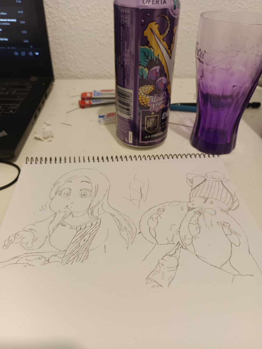 Kitarttraining's tweet photo. @WebTheArt Not my art but I did draw it hope u like it https://t.co/5MZ0M9kUnL