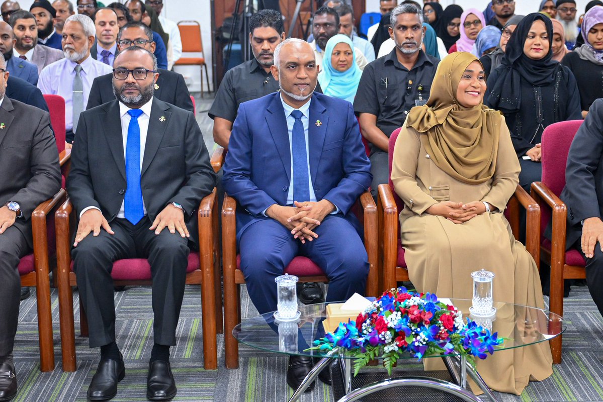 presidencymv's tweet photo. President Dr @MMuizzu and First Lady @sajidhaamohamed attend the closing ceremony of the 38th National Quran Competition, celebrating the achievements of participants and recognising their dedication to learning, memorising and reciting the Holy Quran. https://t.co/Y7ZODQfC6U