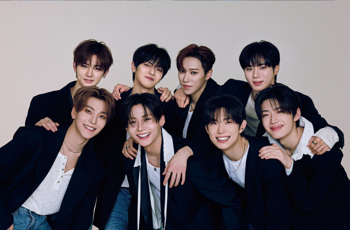 sunxin_kyn's tweet photo. ⸻ #𝐀𝐋𝐃𝟏 𝐚𝐫𝐞 𝐭𝐡𝐞 𝐞𝐢𝐠𝐡𝐭 𝐬𝐭𝐚𝐫𝐬 𝐭𝐡𝐚𝐭 𝐥𝐢𝐠𝐡𝐭 𝐮𝐩 𝐦𝐲 𝐥𝐢𝐟𝐞 

🤍✨ Happy 1 Year Anniversary My Eight Stars ✨🤍

ONE YEAR WITH ALD1
#AnALD1fulYear
#ALD1과_함께한_1주년 https://t.co/C948aBiZJh