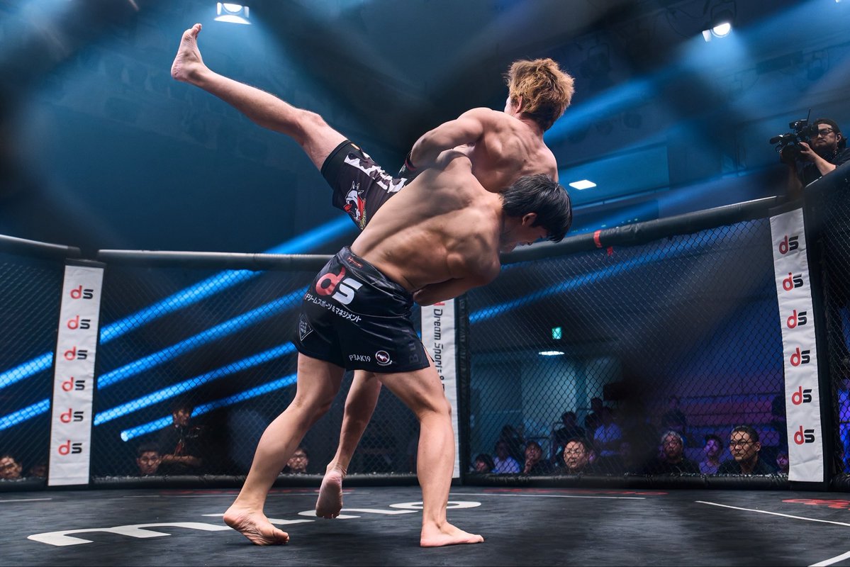 The_rychiba's tweet photo. Lemino修斗.8 
大熱戦制した修斗王者はじめ世界の舞台へ照準を合わせる日本の実力者達、そしてこれからの新時代必ずくる新緑達…

ご来場そしてご視聴いただいた全ての皆様ありがとうございました！
見逃し配信はこちらから↓
https://t.co/4ylez0JhbY
#Lemino https://t.co/myPhThoqNl