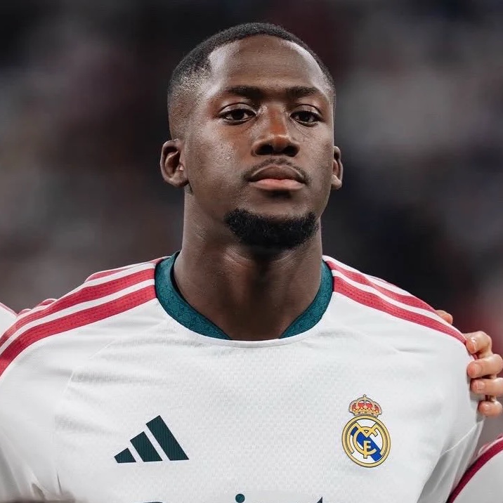 MadridXtra's tweet photo. 🚨 JUST IN: Konaté has suffered a collateral ligament injury. 

He’s expected to be available vs Villarreal. @diarioas https://t.co/4UmRGNkbHK