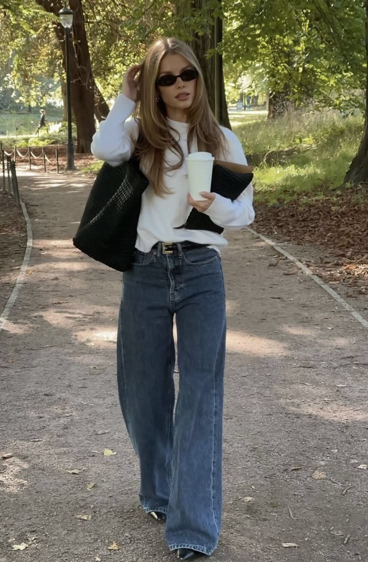 AudreyRobekrq's tweet photo. Here is my Masterlist so you can catch up with any of my other works for the time being!💖 Thank you once again! Love, Zoë 🎀 https://t.co/kGvPzC6Kim
