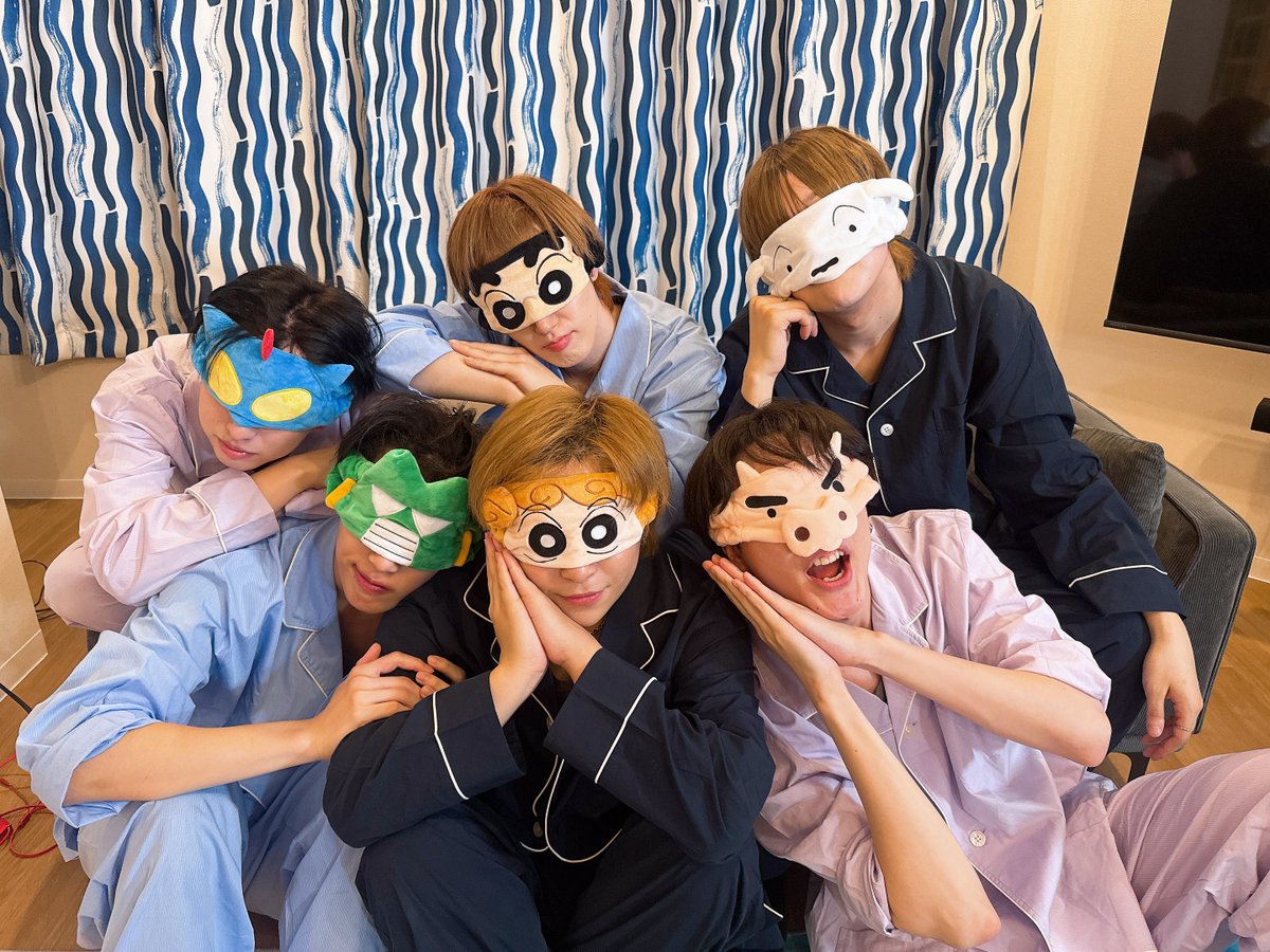 PARIPARI_info's tweet photo. 「PARTY PARTY ねむくなるまで、いっしょ♡」配信ありがとうございました！！

パリパリはねむくなったので配信は終了です🥱💤
https://t.co/FcxLcy4cTN

明日は起床配信予定(予定)☀️

おやすみなさい！

#パリパリお泊まり配信 https://t.co/4UyNlsQnos