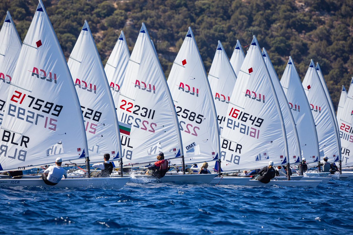 TurkiyeYelken's tweet photo. ⛵ Bodrum’da EurILCA Europa Cup Türkiye’de ilk gün tamamlandı!

B.B. Bodrumspor Kulübü ev sahipliğinde düzenlenen EurILCA Europa Cup Türkiye, 13 ülkeden 145 sporcunun katılımıyla Bodrum’da devam ediyor. 🇹🇷

Bugün ILCA 4, ILCA 6 ve ILCA 7 sınıflarında gerçekleştirilen yarışlarla organizasyonun ilk günü tamamlandı. Sporcular, ikinci gün yarışlarında mücadelelerine devam edecek. ⛵

🇹🇷 Milli Takımımızda mücadele eden sporcularımıza ikinci gün yarışlarında başarılar diliyor; tüm sporculara, antrenörlere ve hakemlere başarılar diliyoruz.

#gençlikvesporbakanlığı #gsb #tyf #türkiyeyelkenfederasyonu #yelken #EurILCA #EuropaCup #Bodrum