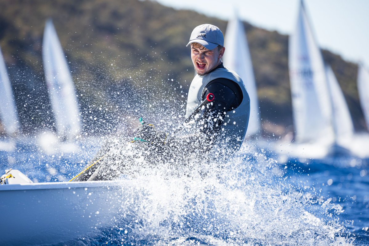 TurkiyeYelken's tweet photo. ⛵ Bodrum’da EurILCA Europa Cup Türkiye’de ilk gün tamamlandı!

B.B. Bodrumspor Kulübü ev sahipliğinde düzenlenen EurILCA Europa Cup Türkiye, 13 ülkeden 145 sporcunun katılımıyla Bodrum’da devam ediyor. 🇹🇷

Bugün ILCA 4, ILCA 6 ve ILCA 7 sınıflarında gerçekleştirilen yarışlarla organizasyonun ilk günü tamamlandı. Sporcular, ikinci gün yarışlarında mücadelelerine devam edecek. ⛵

🇹🇷 Milli Takımımızda mücadele eden sporcularımıza ikinci gün yarışlarında başarılar diliyor; tüm sporculara, antrenörlere ve hakemlere başarılar diliyoruz.

#gençlikvesporbakanlığı #gsb #tyf #türkiyeyelkenfederasyonu #yelken #EurILCA #EuropaCup #Bodrum