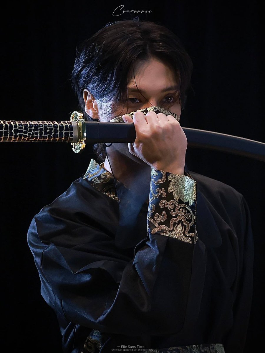 _linini_'s tweet photo. 최애는 마지막에 역시 난 영부인…🖤

긴말안할게 에이티니 내게로 오라이 🎵🖤

#한복티즈 우영 https://t.co/1JDCPxTlal