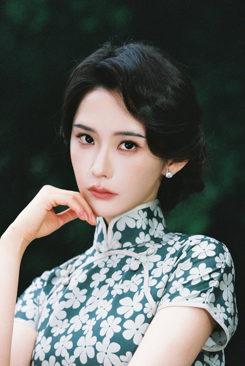 WangYijinTH's tweet photo. 260924 WangYijin update  xhs  

🔭💚

#หวังอี้จิ่น #WangYijin 
#王艺瑾 #Ritawang https://t.co/9sEk7vbklj