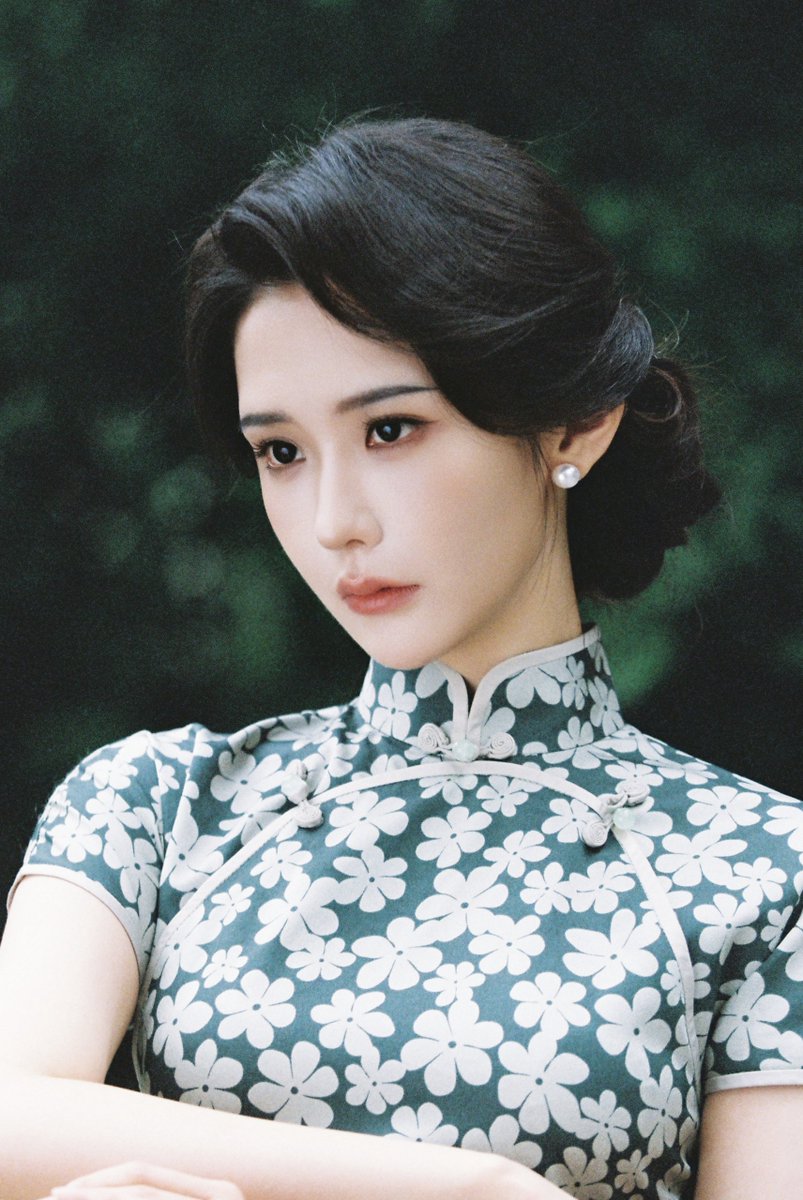 WangYijinTH's tweet photo. 260924 WangYijin update  xhs  

🔭💚

#หวังอี้จิ่น #WangYijin 
#王艺瑾 #Ritawang https://t.co/9sEk7vbklj