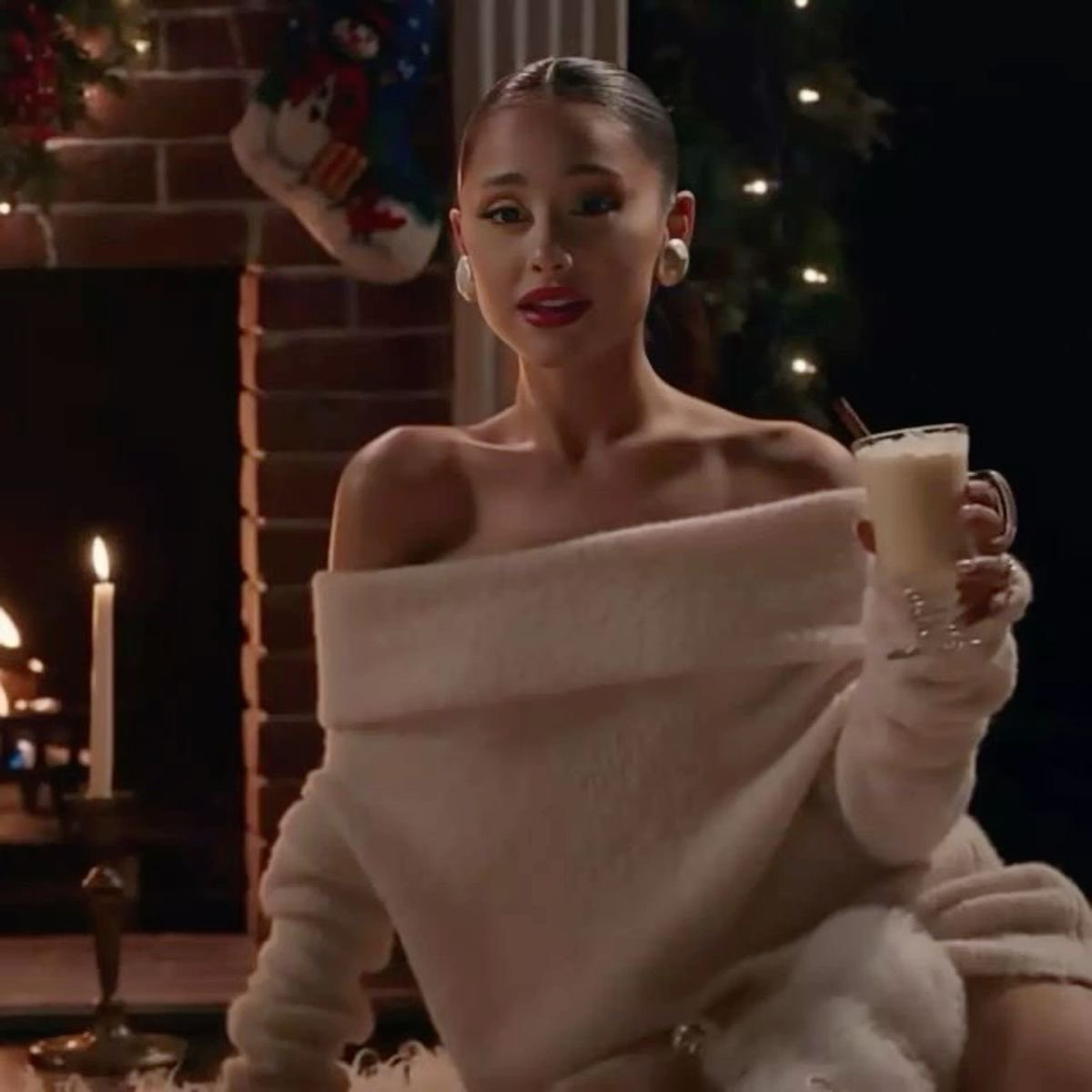 swwtenr's tweet photo. she’s defrosting ❄️☃️ https://t.co/f82gFOvAyO