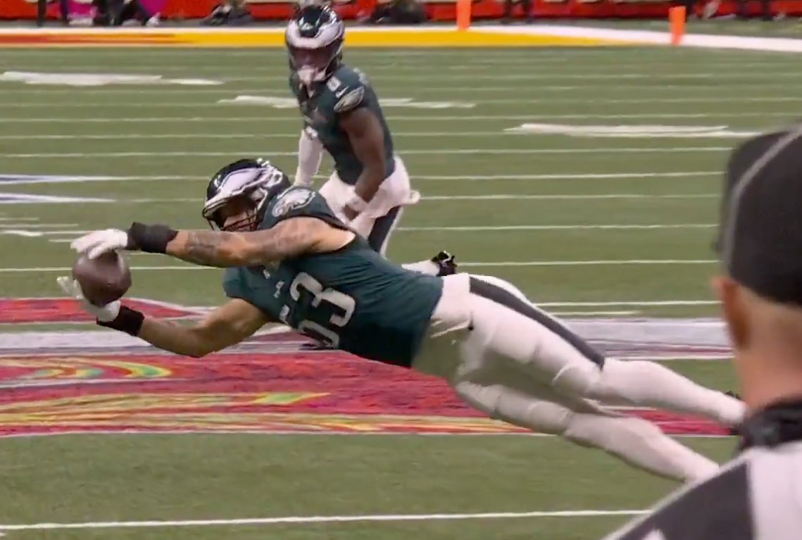 CooperDeJawn3's tweet photo. Zack Baun appreciation post 🦅

Literally one of the best signings under Howie’s tenure. https://t.co/BSsHdpRBTf