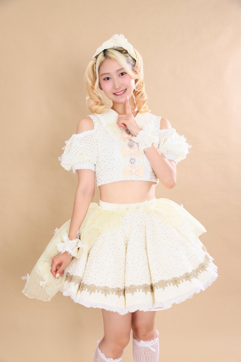 hana_arcana's tweet photo. こんばんは‼️
本日‼️26歳のお誕生日を迎えました‼️
みんなにお祝いしてもらえるのは、最後かな………⁉️
たくさんのお祝いお待ちしております‼️

#花宮ハナ生誕祭2026 https://t.co/WLbjR1zKAz