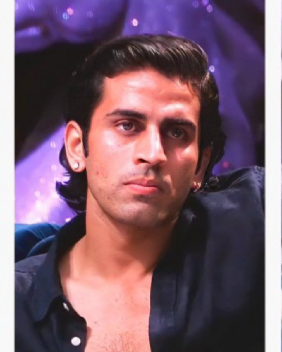 18xk18's tweet photo. Yung bhai ne toh seedha expose kar diya ullu ko😭😭 “Tu bas wait karta hai kis ladki ke peeche jaake baat karu” 💀🤣 Bhai, one-liner mein pura game decode kar diya 🔥

#BiggBoss20 #YungDSA #ScoutOP https://t.co/pzvhti0ySH