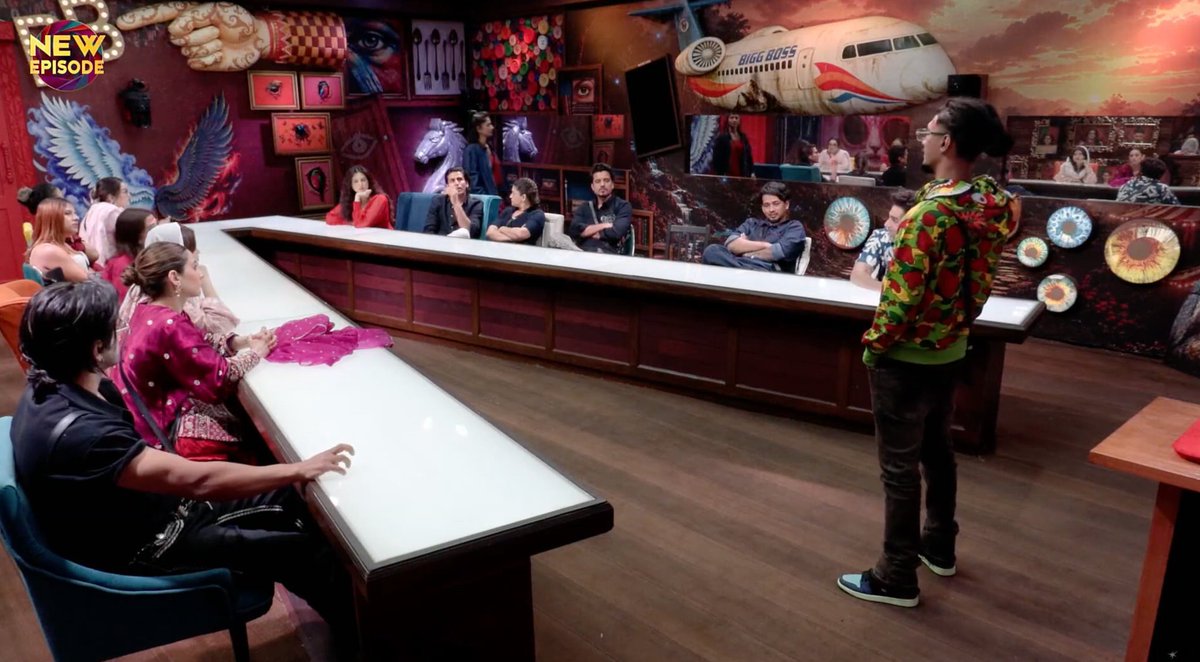 18xk18's tweet photo. Yung bhai ne toh seedha expose kar diya ullu ko😭😭 “Tu bas wait karta hai kis ladki ke peeche jaake baat karu” 💀🤣 Bhai, one-liner mein pura game decode kar diya 🔥

#BiggBoss20 #YungDSA #ScoutOP https://t.co/pzvhti0ySH