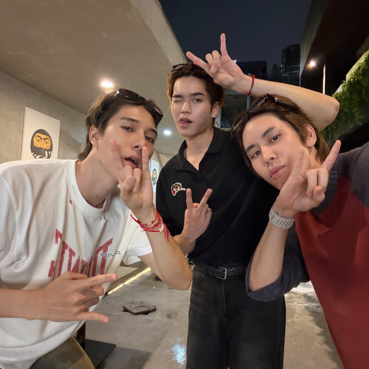 nekozju's tweet photo. suka deh lihat dia kalau lagi maiiinn beginiii 😭😭😭😭😭😭😭😭😭 they probably gonna hang out very often kayak dia yang keluar sama poon lagi poon lagi itu huhuhuhu BERTEMAAAANN 🌹 https://t.co/gLXqYjuFtd