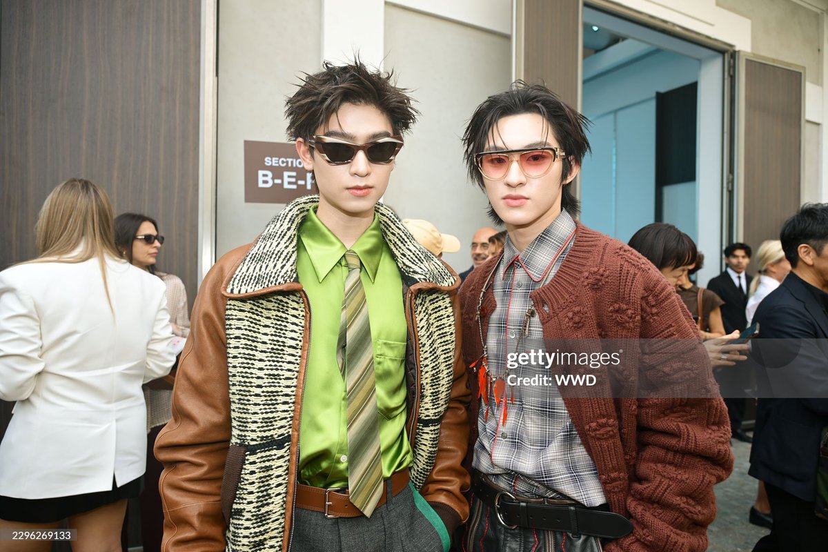 _MyPennyLee108's tweet photo. โทมัสก้องกับ Getty Images รอดทุกกล้อง ปังทุกรูปจริงๆคับ แล้วดูเครดิตรูปซะก่อน แอคใหญ่เลยล่ะ ฟินคับ🫠

THOMAS KONG MFW SS27
#MARNIxTHOMASKONG 

@marniofficial 
#Marni #MarniTH
#Marniss27 #ThomasKong 
#tthomastc #kongjiro 
@tthomastc @kongjiro_ https://t.co/kNT89PlJaO