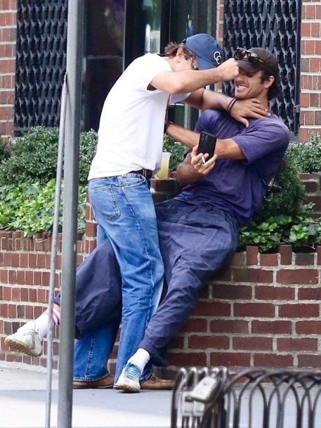 _cutedebby_'s tweet photo. Jacob Elordi and  boyfriend Marko Ristic  spending quality time together 🥰 https://t.co/DoEcGnthaZ