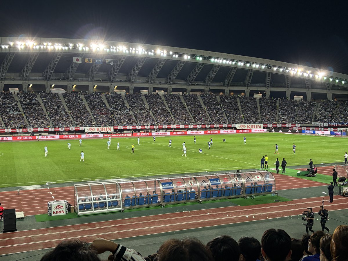 lshag11's tweet photo. 実はサッカー好きだったりする( .ˬ.) " https://t.co/X6uugxxi0Q