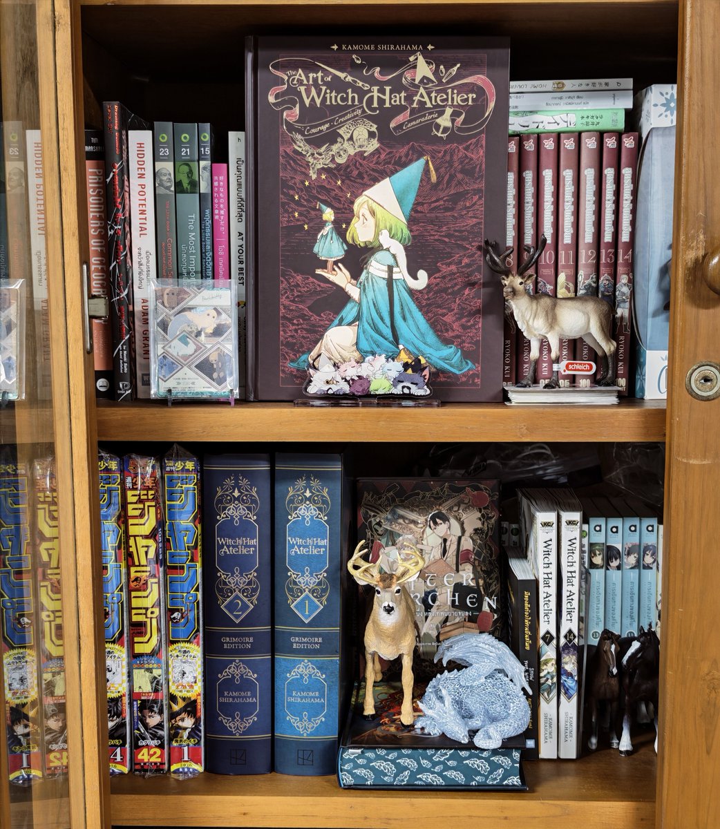 huswintier's tweet photo. A new corner decorated with a deer and a dragon. Yay—!!! https://t.co/k9fDkwNk2O