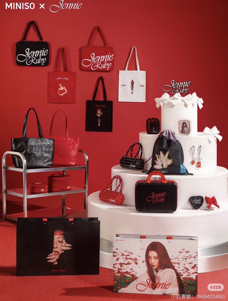 yeuxduparc's tweet photo. the genre is: things designed by jennie https://t.co/eEKq1JKp63