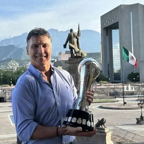 TigresJersey's tweet photo. ¡Un muy feliz cumpleaños, leyenda!

Hoy Robert Dante Siboldi Badiola cumple 61 años.

¡Que sean muchos más!

@LosSiboldis https://t.co/8j0H6l1Z8a