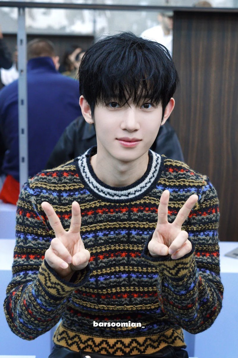 tinadopl09's tweet photo. Ngày hôm nay thật tuyệt với cậu phải ko Siwoo, và tôi cũng thế hôm nay chúng ta đã cùng nhau trải qua một ngày rất ý nghĩa

PARK SIWOO AT MARNI MFWSS27
#PARKSIWOOxMARNI
#PARKSIWOOxMARNIFWSS27
#PARKSIWOO #박시우 https://t.co/L1HqOP4d0p