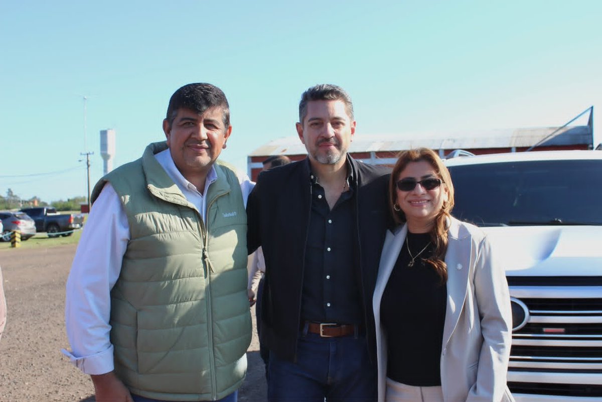 NotiRealPy's tweet photo. Encuentro del presidente en ejercicio @AllianaPedro con la dirigencia de Concepción.

"Compartimos una jornada de trabajo junto a la gobernadora Liz Meza, los diputados Arturo Urbieta y Virina Villanueva, y los candidatos de la Lista 1, conversando y coordinando las actividades de cara a las elecciones municipales del próximo 4 de octubre"