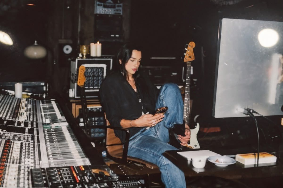 dlipargentina's tweet photo. Se sienten preparados para nueva música? https://t.co/Cu2Yecbdps