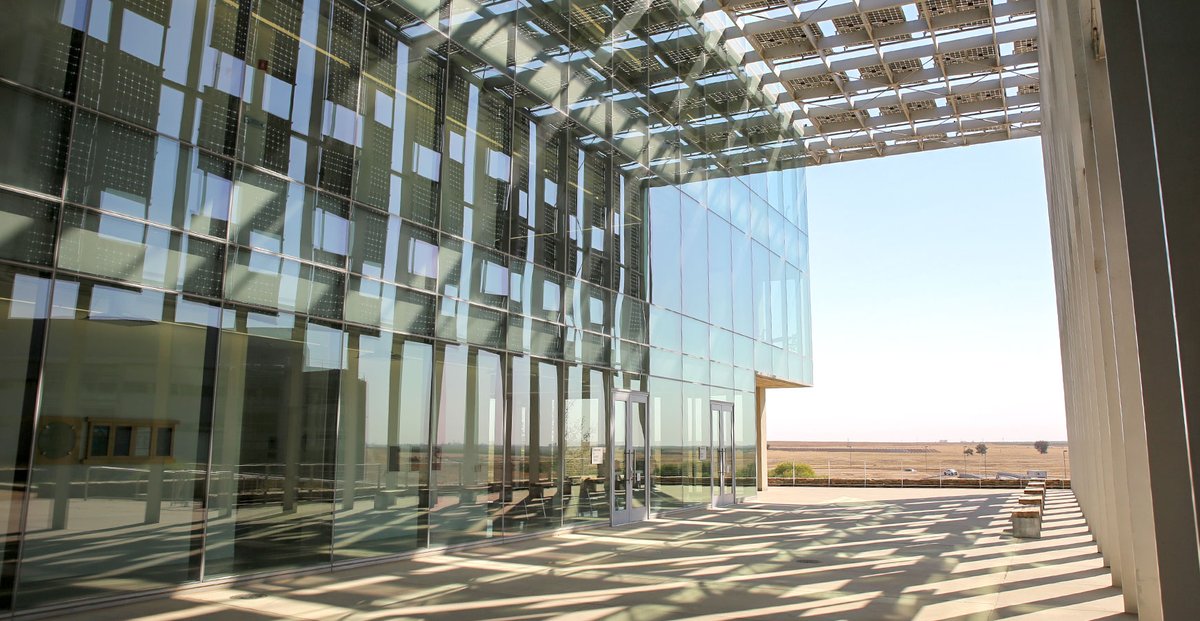 ucmerced's tweet photo. Sustainability is built into everything we do. 🌱 UC Merced is one of just 14 institutions nationwide, and the only four-year institution in California, to earn the new Carnegie Sustainability Classification. 🐾🌎 Read more: https://t.co/rPAGsVoYHT https://t.co/EAtrLutC2F