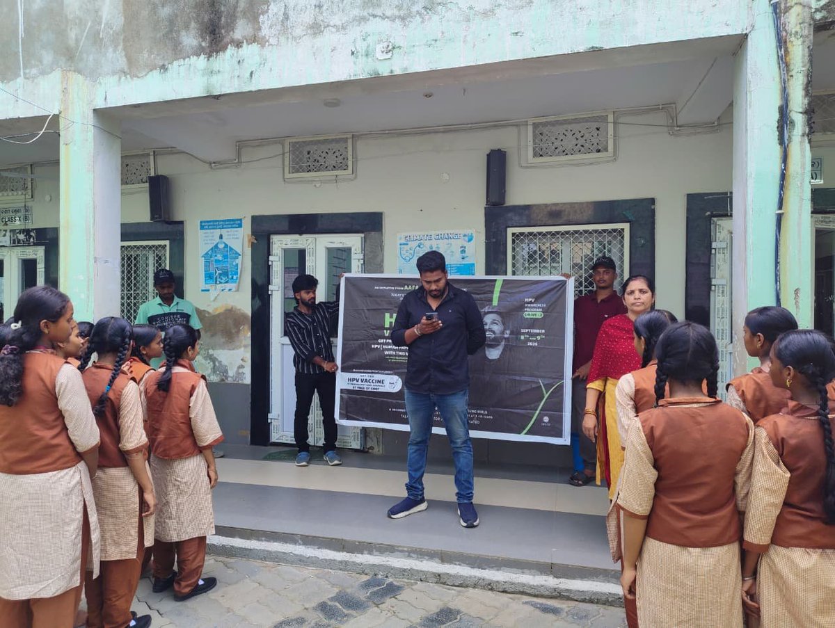 aafa_odisha's tweet photo. ALLUARJUN FANS ASSOCIATION BERHAMPUR ODISHA🖤

EVENT-6

 HPV AWARNESS PROGRAM COMPLETE SUCESSFULL✅

@alluarjun
@imsarathchandra
@ArjunKumar_AAA
@AAFAOnline

 #AAFASupportsHPVDrive
#HPVVaccine
#CervicalCancerAwareness
#SwasthNariViksitBharat https://t.co/28T7sVFq1F