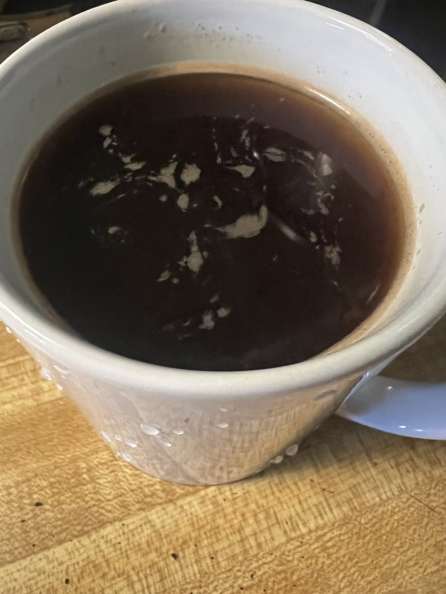 CanadianWolfMMA's tweet photo. Morning! 
I have my first coffee and it’s a nice fall day in Canada. 😏☕️🇨🇦 https://t.co/7lrIleDcZc