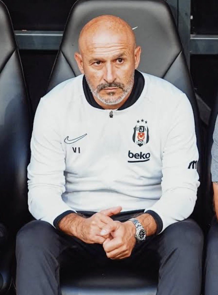 AsimGs01's tweet photo. Vincenzo Italiano: “Türkiye’de herkes Galatasaray’ın kurduğu dominasyonu yıkmak istiyor.”

Adam gelir gelmez Türkiye de futbolun Galatasaray’a karşı oynanan bir oyun olduğunu gördü ! https://t.co/7ALZnlsoxE
