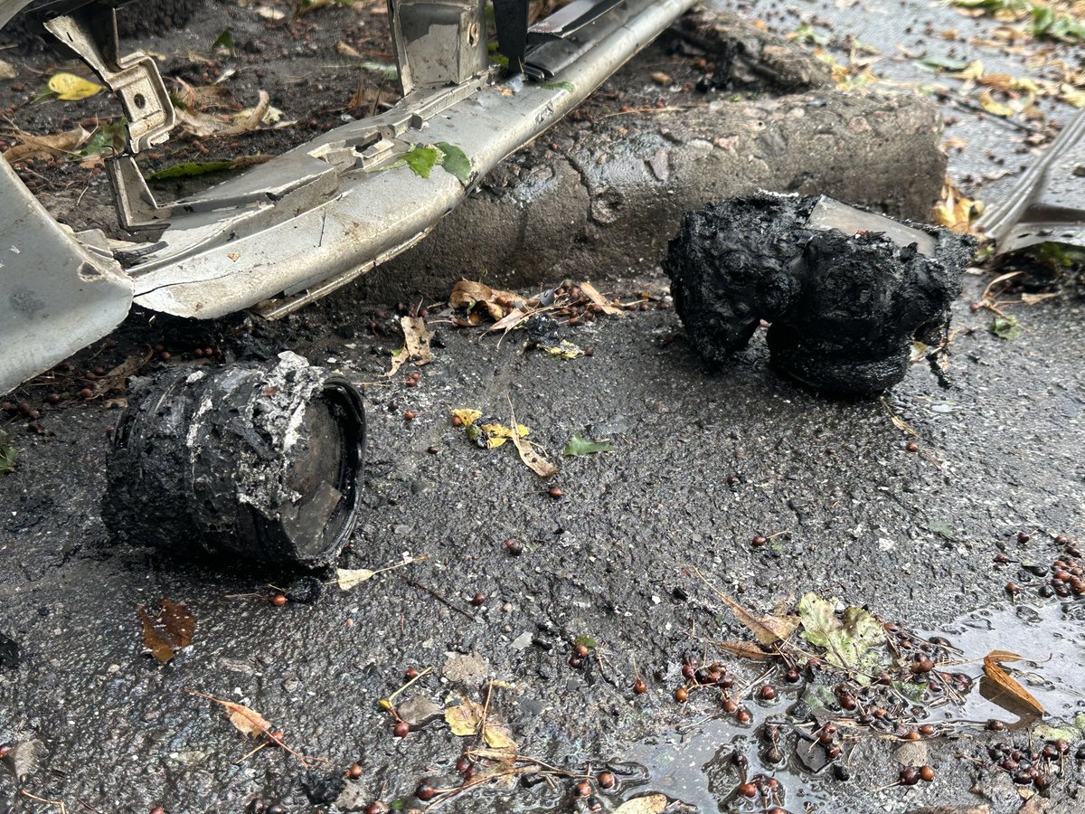 dherreraphoto's tweet photo. Mi coche civil y mis cámaras han sido destruidas por un drone FPV ruso. Si alguien quiere ayudarme a comprar un equipo fotográfico nuevo os dejo mi Bizum 656565399 y mi paypal https://t.co/uq6NoDSKIV https://t.co/CSGgYDXgAa