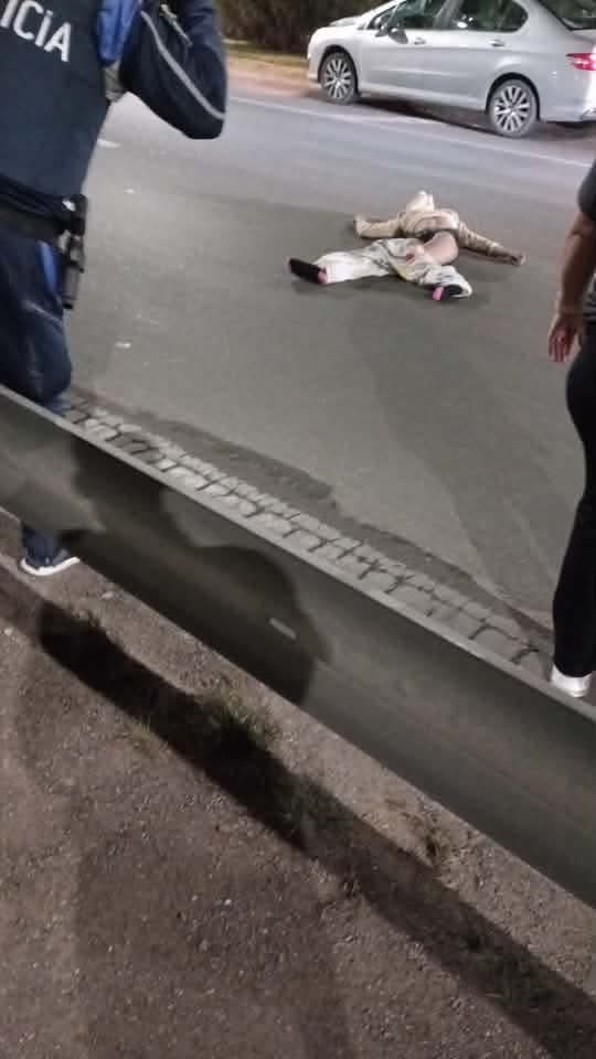 ssantiacostaa's tweet photo. @MarceloOrtizTV Ahi viene Andy https://t.co/3Sez8ZM4hm