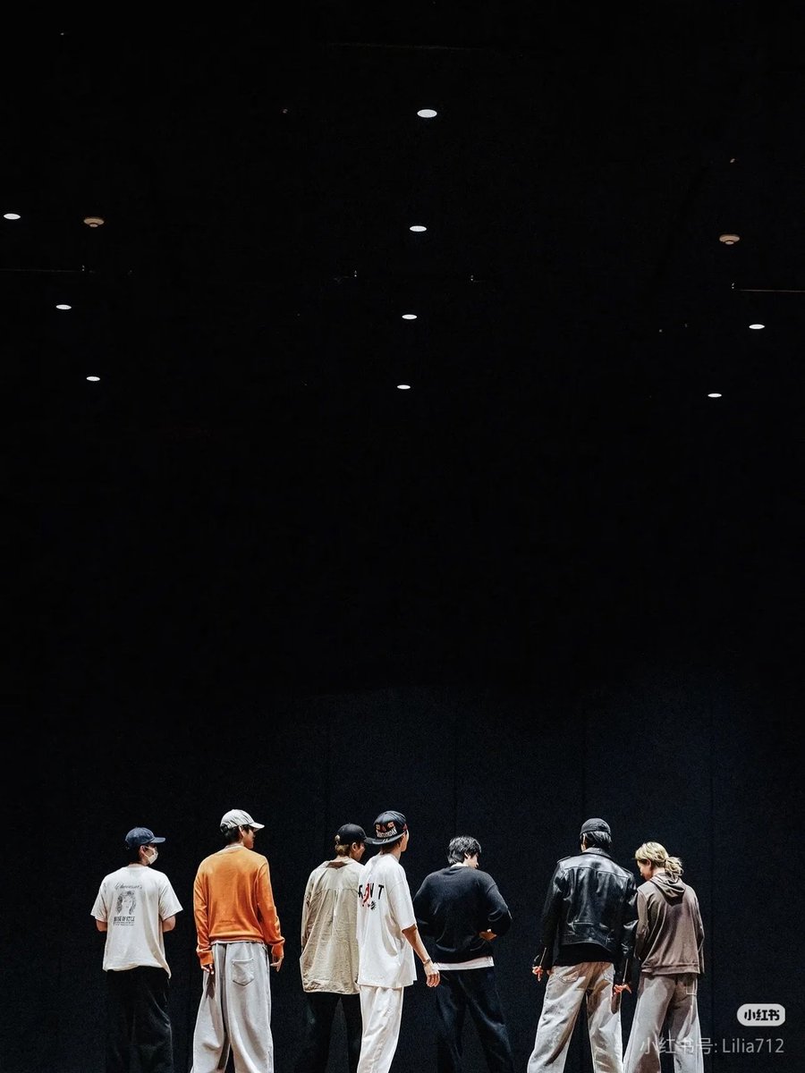thi_V1230's tweet photo. I'm voting for #ARIASBTS at Most Popular International Artist https://t.co/ymcObieQWO