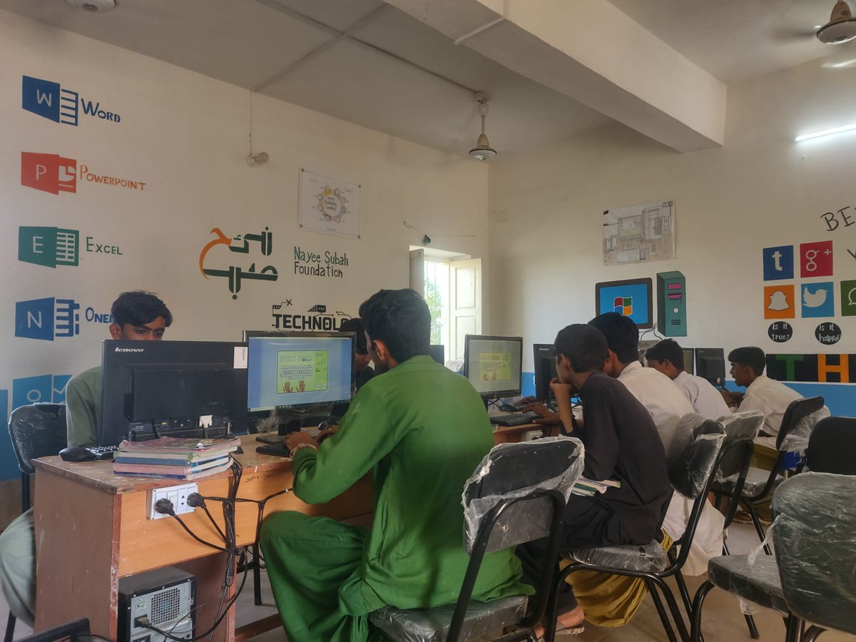 NayeeSubahOrg's tweet photo. Students at Government Boys Campus High School Bello are developing essential computer and digital skills through the Digital Skills Initiative by Nayee Subah Foundation
#NayeeSubahFoundation #DigitalSkillsInitiative #GBCHSBello #DigitalSkills #ComputerEducation #DigitalLiteracy https://t.co/vfUw4wZFhY